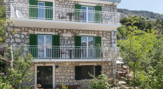 Holiday Home in Podstrana Near Beach, Rezerwuj Hotel Hotele w Split Region z parkingiem, Parking
