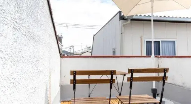 [Tsurugi Inn | Japanese Modern Style Detached Villa]  4 Rooms 2 Living Rooms |, Забронировать Отель Отели Осаки 4 звезды, рядом с Sanadayama Park, 4*