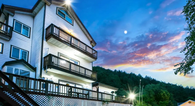 Pyeongchang Bimilehwawon Pension, Boek Hotel Hotels in Gangwon-Do met parkeren, Parkeren