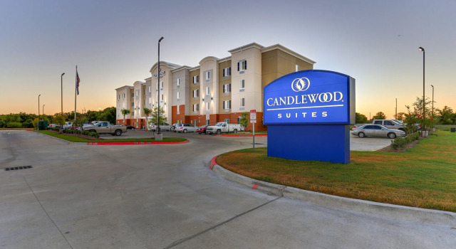 Candlewood Suites College Station At University by IHG