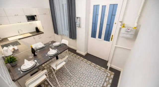 Апартаменты Central Luxury Apartment with AC