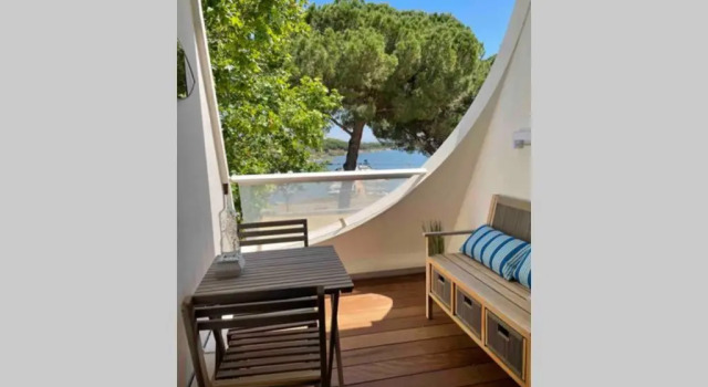 Апартаменты Appartement Le Flamant Bleu