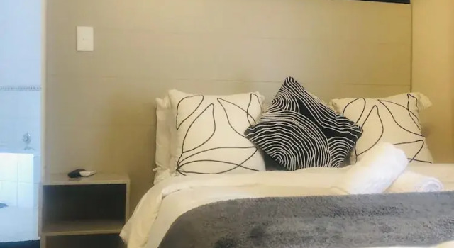 Номер Business Bedfordview Accommodation - Koi Liv-Inn