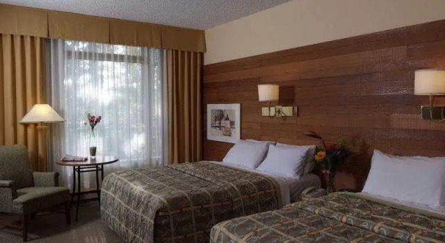Gouverneur, Boek Hotel 4-sterren hotels in Quebec, 4*