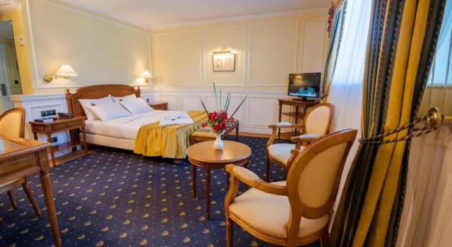 Люкс Hôtel Colbert Palace