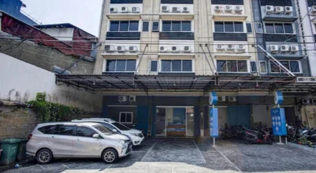Sweet Home by OYO Rooms, Prenota Hotel Taman Sari 