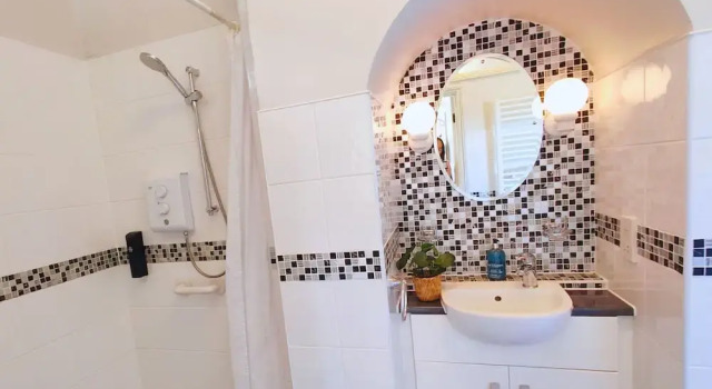 Двухместные апартаменты Цокольный этаж c 1 комнатой Fernhurst holiday apartments