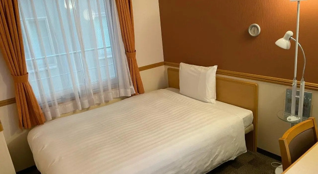 Одноместный номер Standard Toyoko Inn Kyoto Gojo-karasuma
