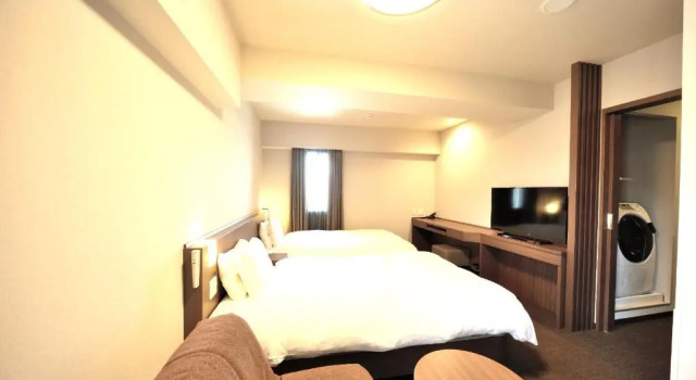 Двухместный номер Deluxe Dormy Inn Express Meguro Aobadai Hot Spring