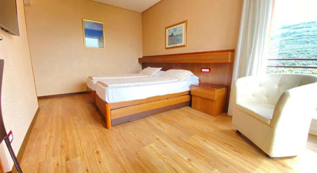Sun Lake Hotel