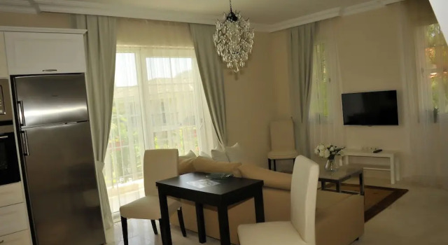 Четырёхместный номер Deluxe с красивым видом из окна Kemer Residence
