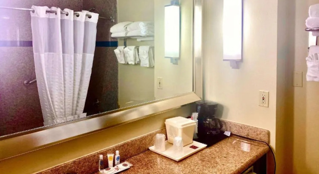 Двухместный люкс с видом на океан Comfort Suites Oceanside Camp Pendleton Area