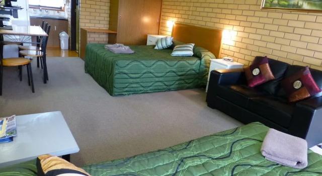 Golfers Retreat Motel, Varaa Motelli Corowa Murray River