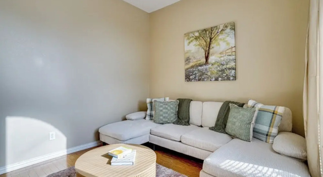 Family Getaway w/ Fenced Yard in Haltom City!, Забронировать Дом для отпуска Хальтом-Сити Dallas - Fort Worth Metropolitan Area