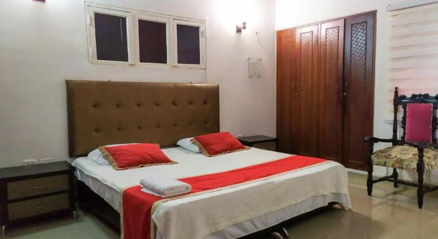 Suite Hotel Plaza Colonial