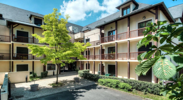 Comfort Aparthotel Lourdes L'Acacia