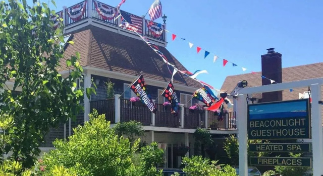 Mercury Hotel Provincetown, Забронировать Отель Отели Полуострова Кейп-Код 3 звезды, 3*