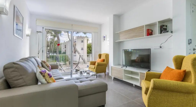 Apartment Assimetric - Only 100m to Beach, Book Apartment Alcudia Majorca