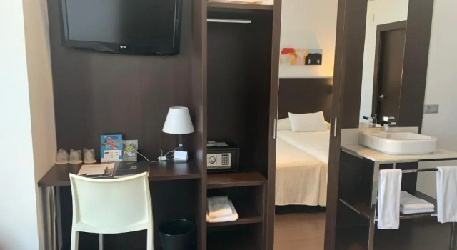 Трёхместный номер Standard Hotel Sercotel Plana Parc