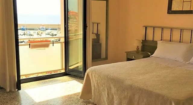 Четырёхместный номер Standard с видом на море Hotel Don Pedro
