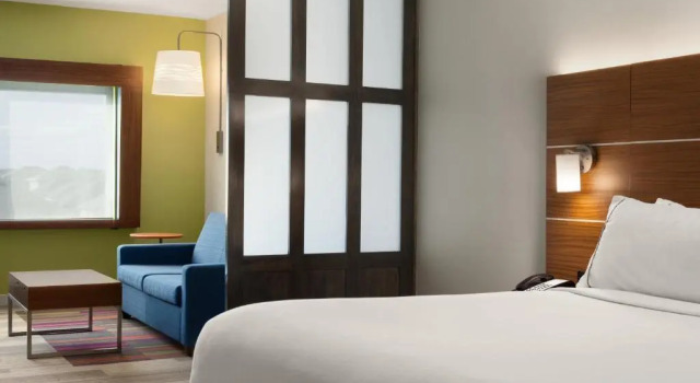 Двухместный номер Deluxe Holiday Inn Express & Suites Edinburg- Mcallen Area by IHG