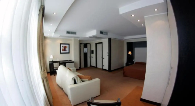 Четырёхместный номер Standard B&B HOTEL Napoli San Mauro