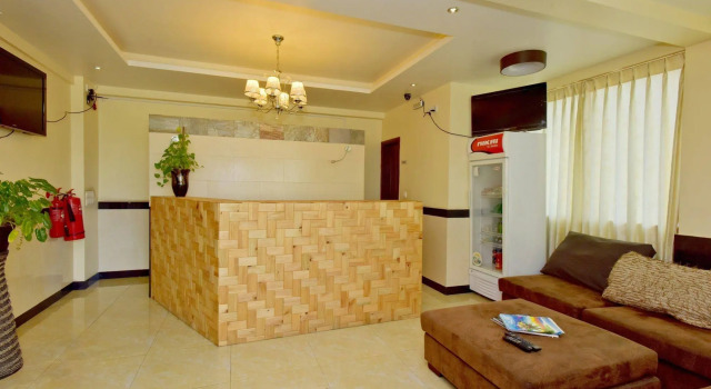Crystal Beach Inn, Забронировать Отель Отели Хулхумале с парковкой, рядом с Hulhumalé Hospital, Парковка