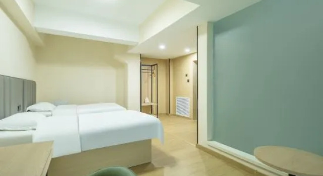 Номер Deluxe GreenTree Inn Weihai North Qingdao Road Express Hotel
