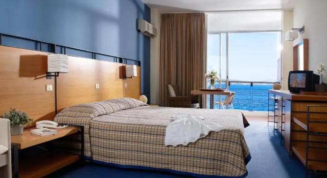 Standardní Čtyřlůžkový pokoj a výhledem na moře Spetses Hotel