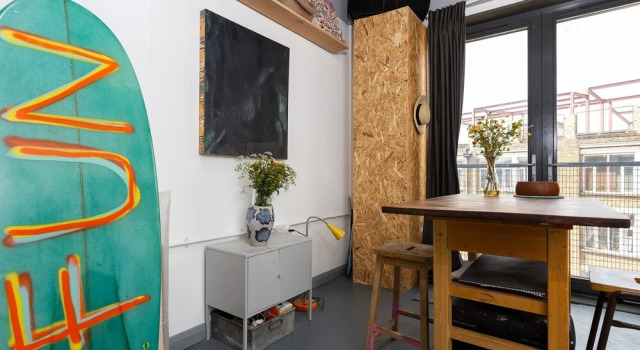 Studio Flat Along The Canal In Hackney, Забронировать Апартаменты/квартира Хокни Лондон, рядом с ABBA Arena