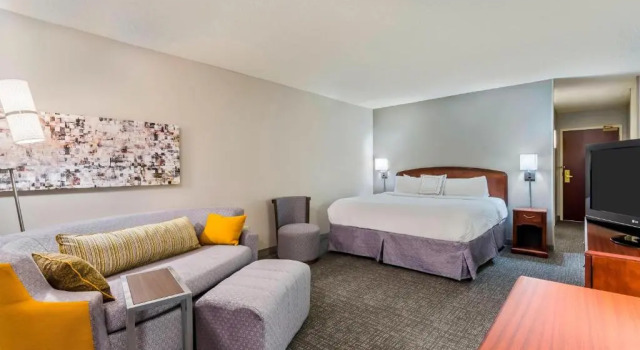 Номер Standard Courtyard by Marriott Chattanooga Downtown