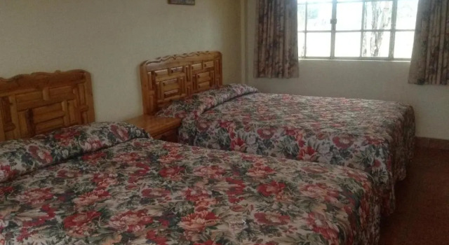 Трёхместный номер Standard с балконом и с красивым видом из окна Hotel La Loma