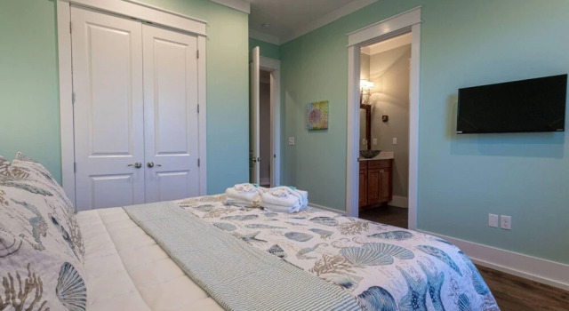 22005 Belgrade Ave - Oceanview Oasis By BlueSwell