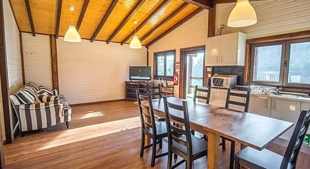 Chalet With 2 Bedrooms in Carvalhal, Albergaria-a-velha, With Shared Pool, Furnished Balcony and Wifi, Rezerwuj Chalet Domki letniskowe w Norte Region, Domek