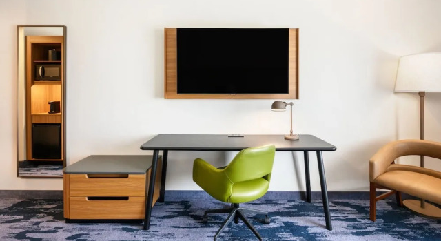 Люкс Fairfield by Marriott Inn & Suites Orlando at Millenia