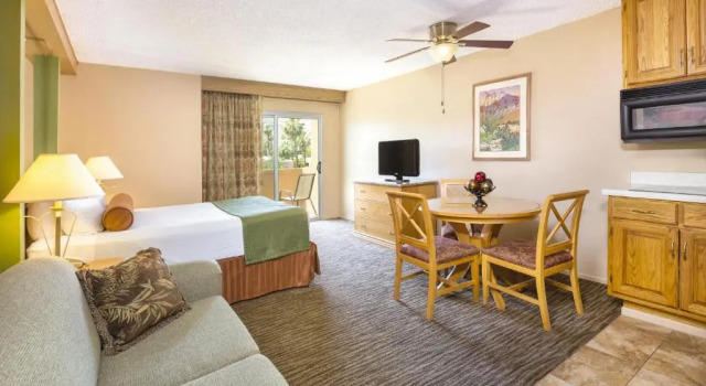 Run of House WorldMark Palm Springs - Plaza Resort and Spa