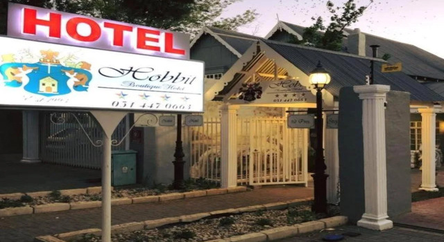 Hobbit Boutique Hotel, Book Boutique Hotel Hoteller i Bloemfontein med pool, nær Free State Stadium, Swimmingpool
