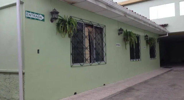Hostal Los Lirios