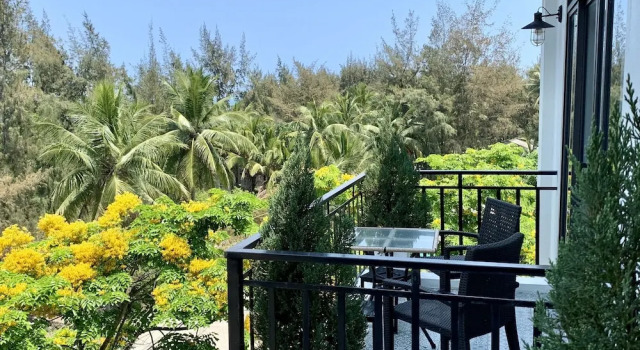 Двухместный номер Standard с балконом и с видом на океан Santa Sea Villa Hoi An