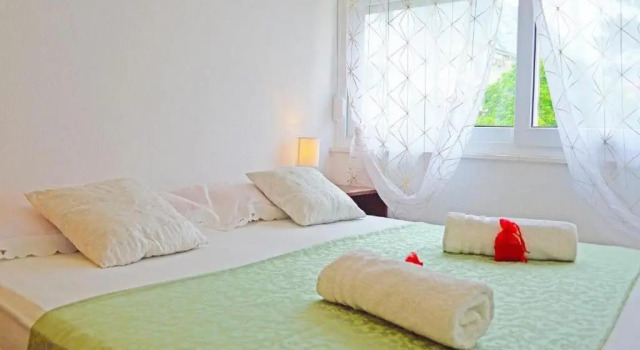 Апартаменты c 1 комнатой с балконом и с видом на море VILLA apartmans KATE