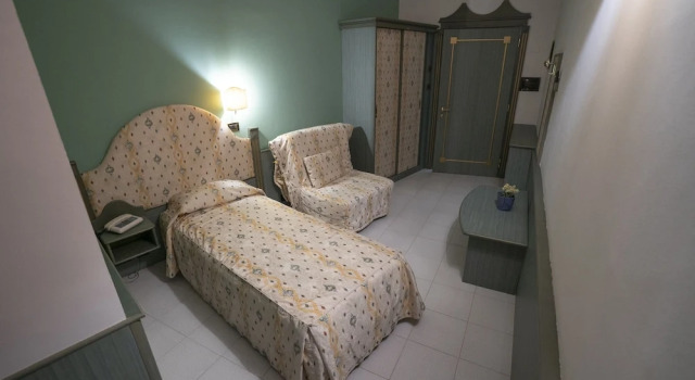 Одноместный номер Standard Kristall Palace Hotel
