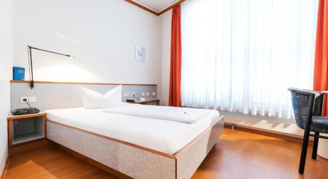 Номер Standard Hotel Blaubeurer Tor