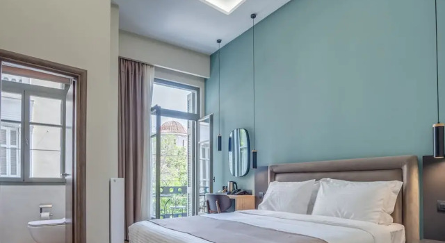 Двухместный номер Deluxe с балконом и с видом на город Philia Boutique Hotel