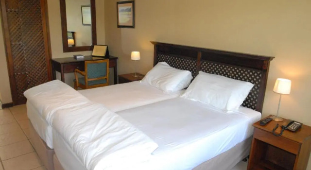 Emafini Country Lodge