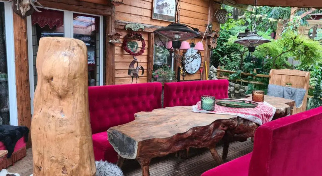 Chez steph et frank, Book Hotel Morez Jura Mountains