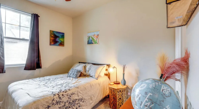 Апартаменты с 3 комнатами Spacious Retreat < 3 Mi to Downtown Flagstaff!