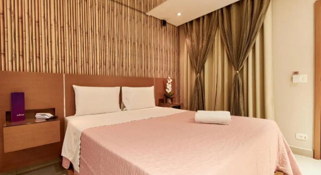 Люкс Deluxe Intense Motel