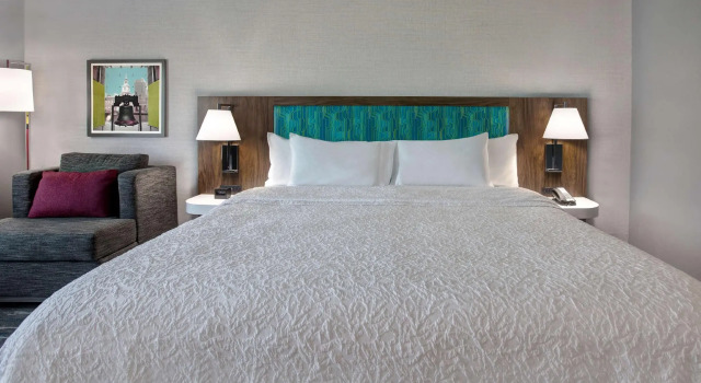 Номер Standard Hampton Inn & Suites Deptford, Nj