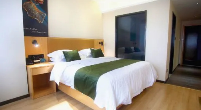 Двухместный люкс GreenTree Hotel (Fuyang Auto Parts City Convention and Exhibition Center)