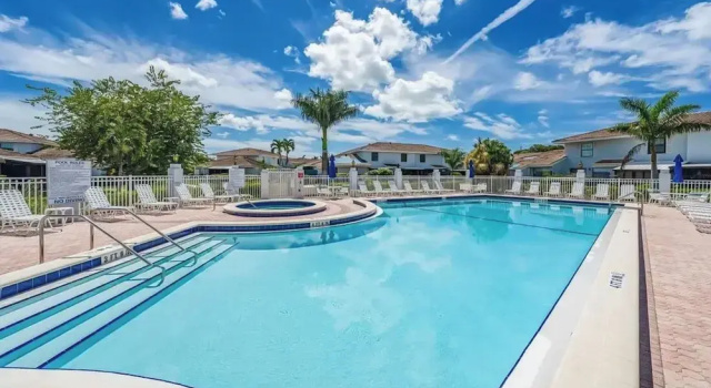 Апартаменты 1 Mi to Beach! Marco Island Family Getaway w/ Pool